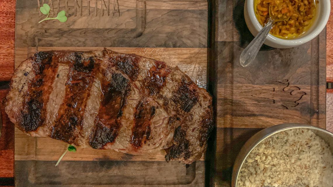 Conheça os Assados do Valentina Steak Bar na Zona Sul