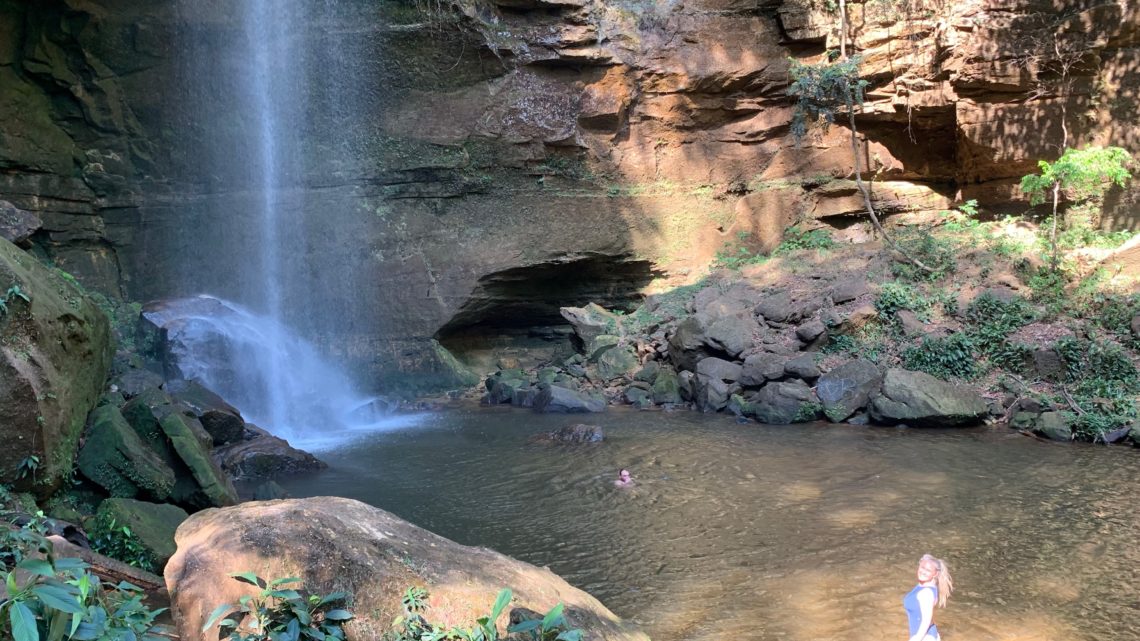 A Maravilhosa Cachoeira da Roncadeira de Taquaruçu