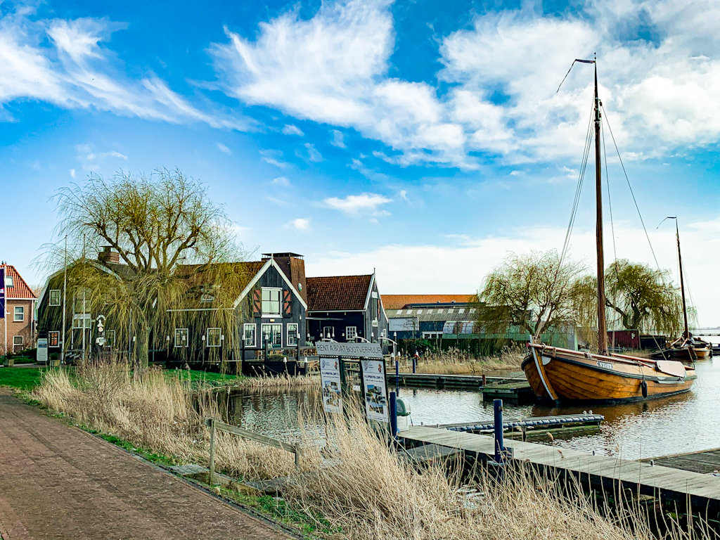 Bate e Volta de Amsterdam para Volendam | Garfo & Mala